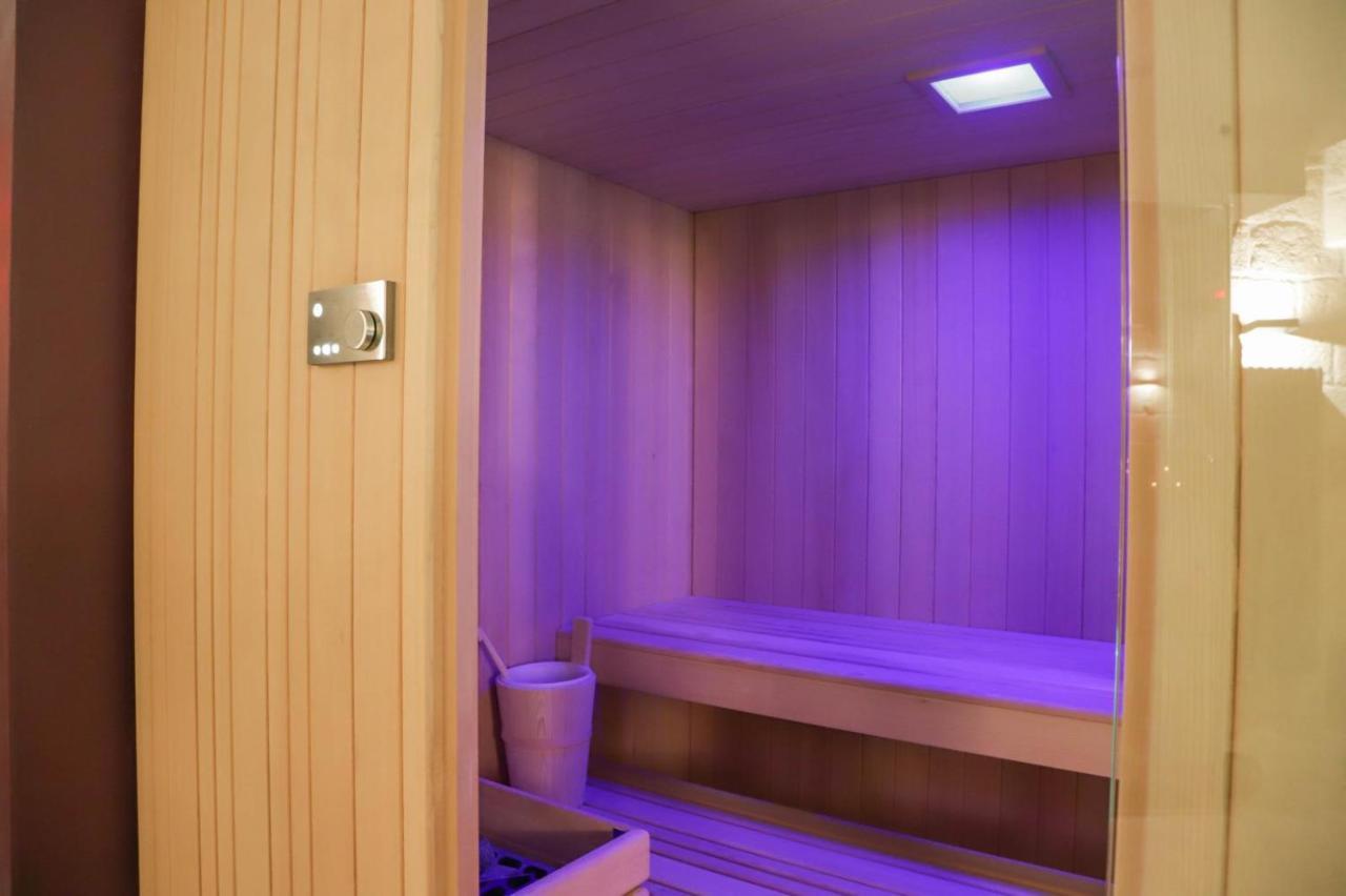 Suite & Spa Via Veneto Monopoli Exteriör bild