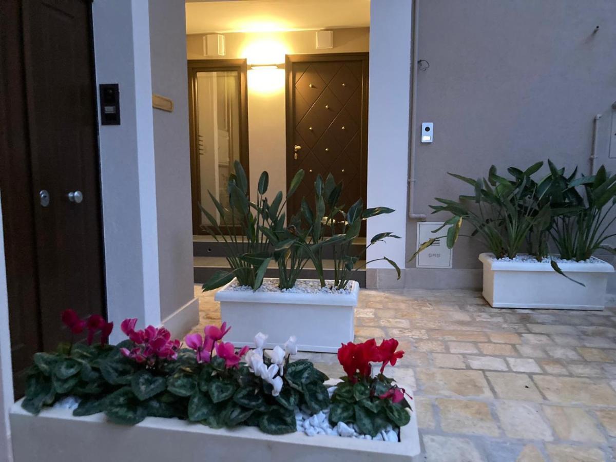 Suite & Spa Via Veneto Monopoli Exteriör bild