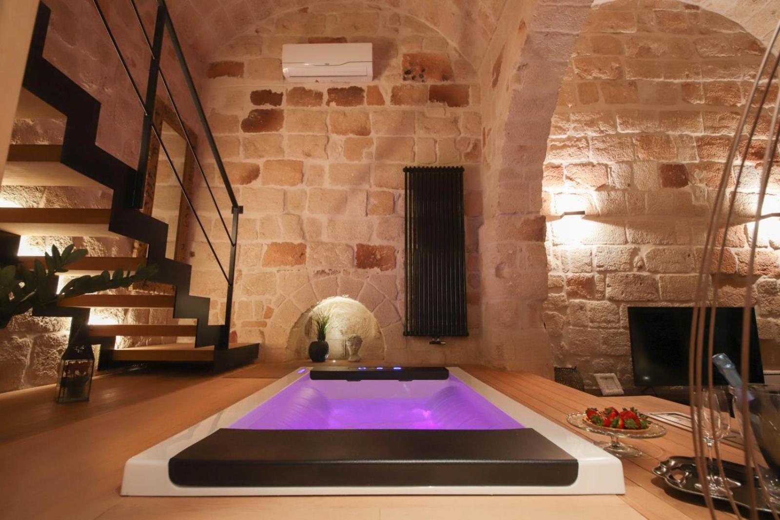 Suite & Spa Via Veneto Monopoli Exteriör bild