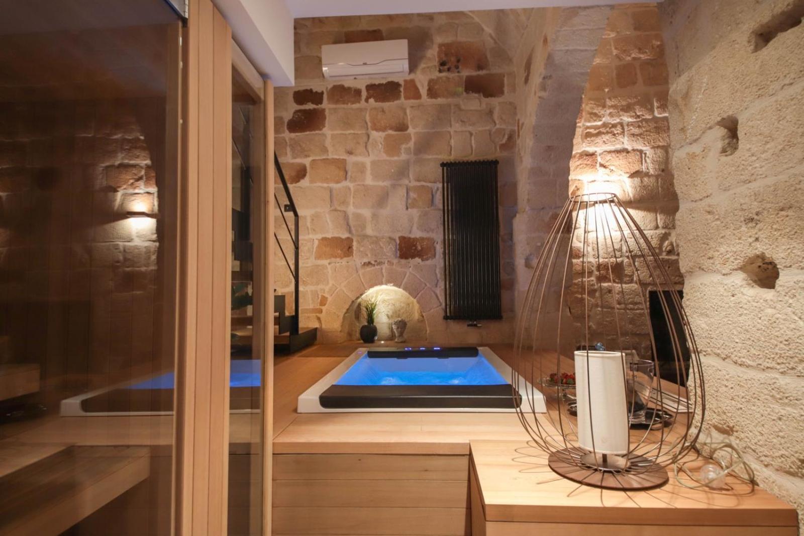 Suite & Spa Via Veneto Monopoli Exteriör bild